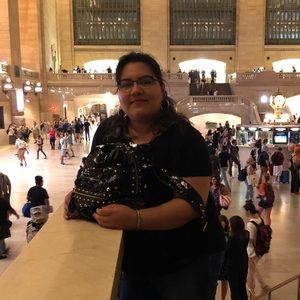 Meet your Posher, Lizeth